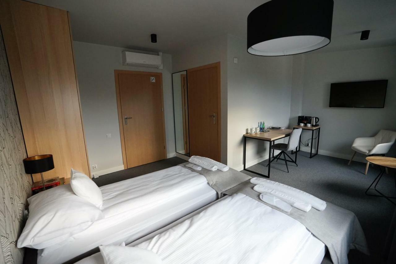 Aleksandrów Łódzki Kamienica Nr 6アパートホテル エクステリア 写真